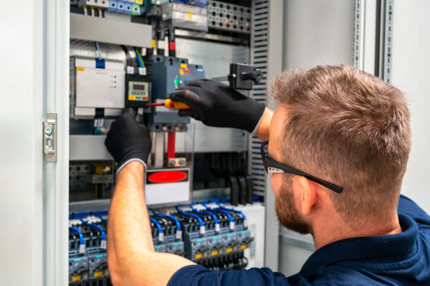 Best Local Electrician Companies  in Normal, IL